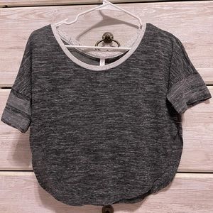 Aeropostale grey crop top